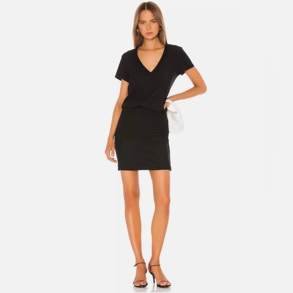 James Perse Dresses & Skirts - James Perse V-Neck Blouson Dress Size 2 which is considered a Medium
